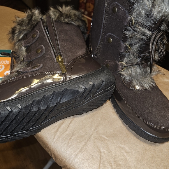 Sporto Minor Waterproof Suede Mid-Calf Boot with Faux Fur Trim 9 wide - Picture 6 of 9